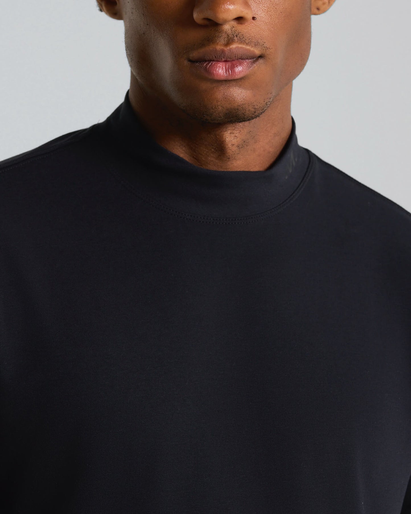 Micro Mock Neck SS Crew