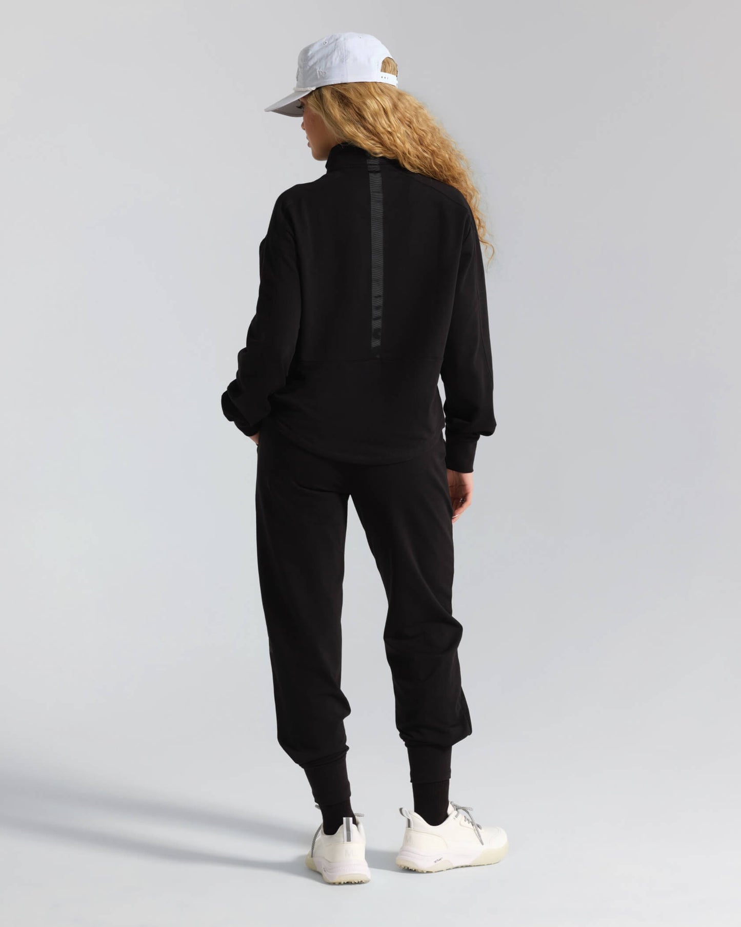 Women's Imagine Crew