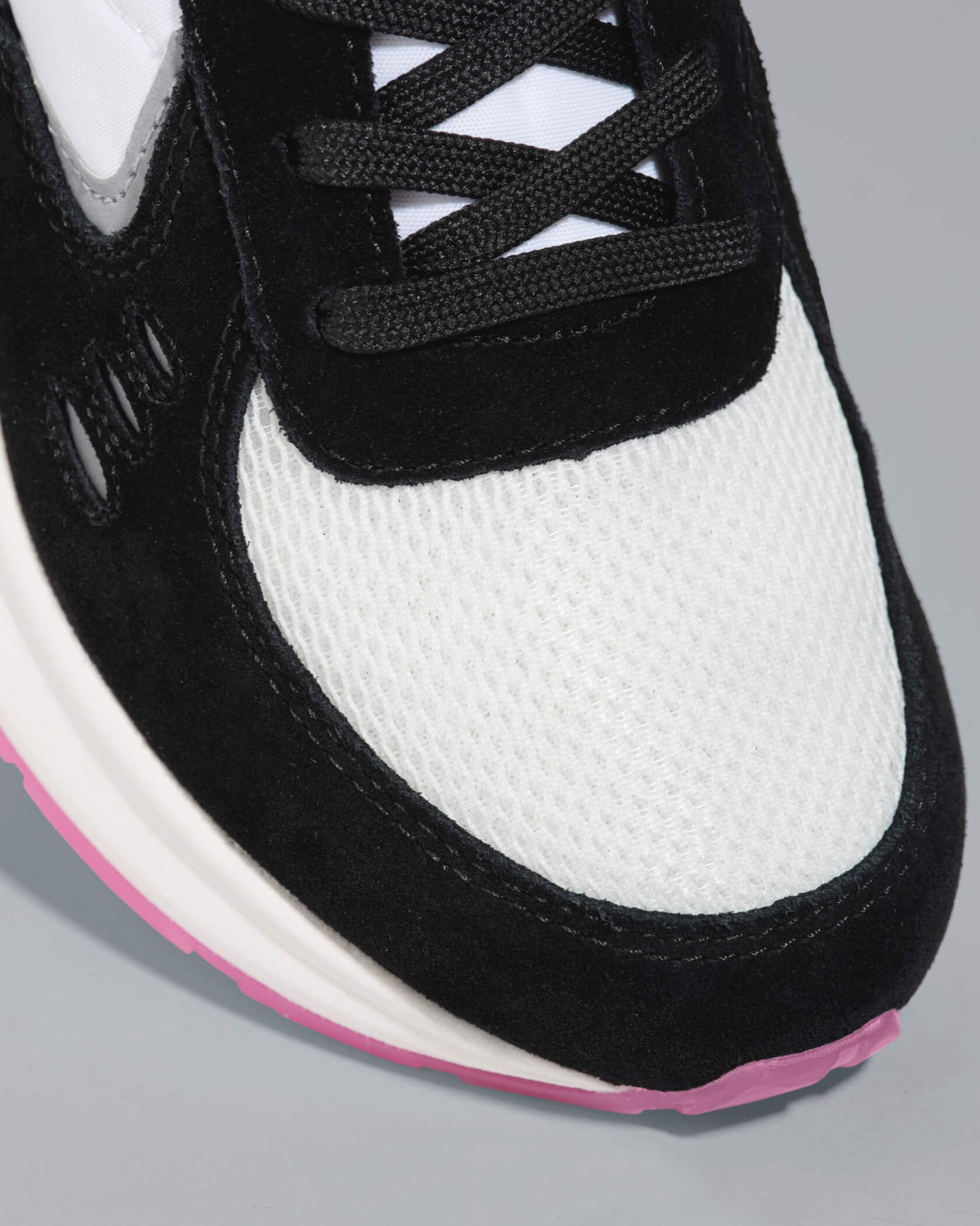 M.OG Shoes